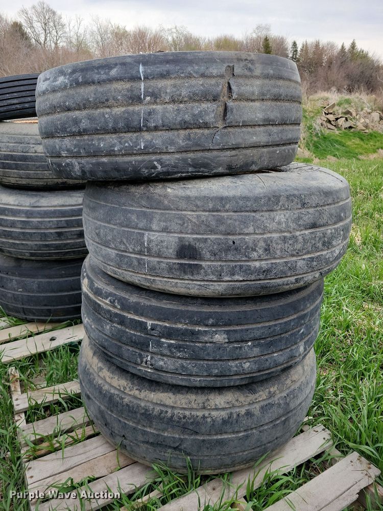 image for item JO9072 (15) Firestone 14L-16.1 tires