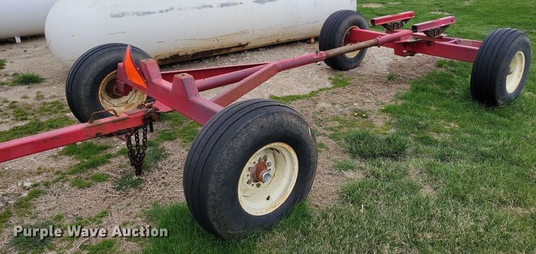 image for item JO9073 Running gear