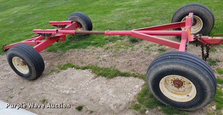 image for item JO9073 Running gear