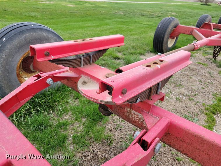 image for item JO9073 Running gear