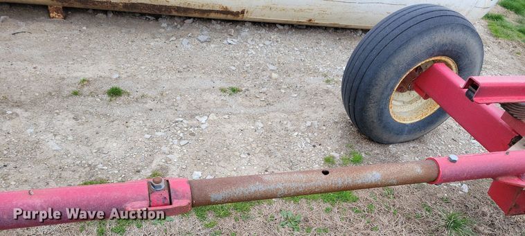 image for item JO9073 Running gear