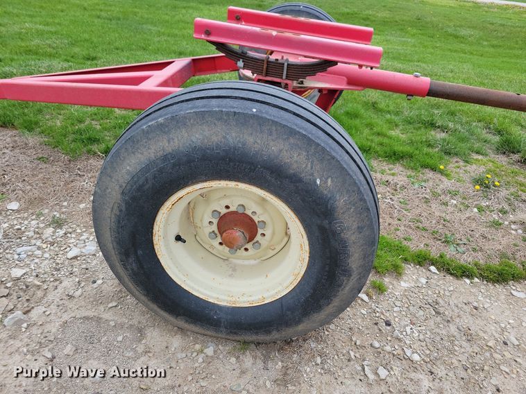 image for item JO9073 Running gear