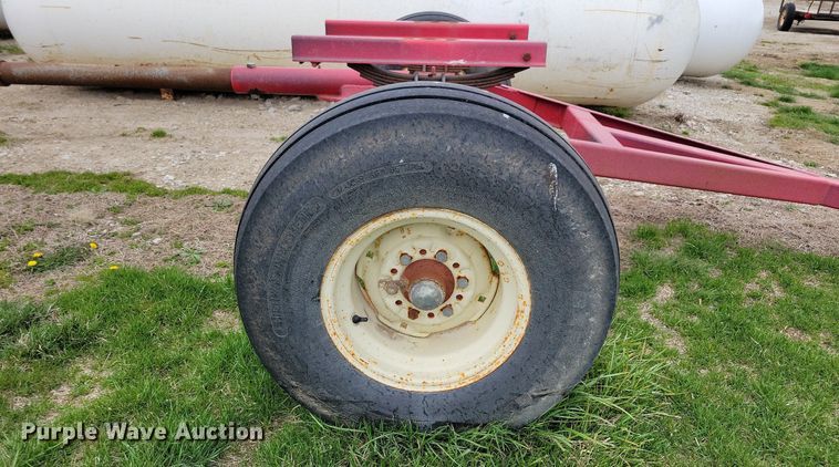 image for item JO9073 Running gear