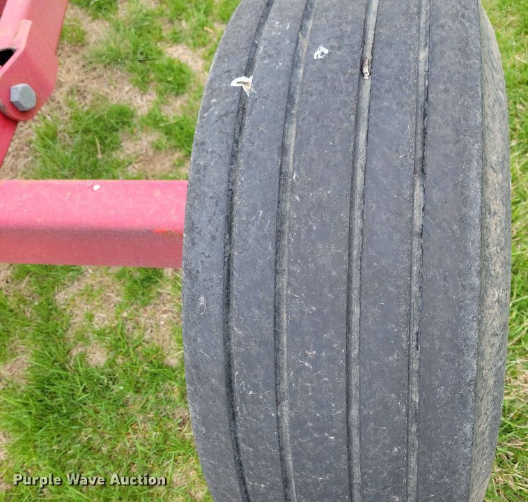 image for item JO9073 Running gear