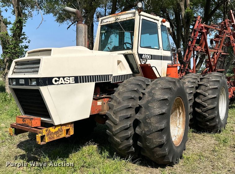 image for item KL9012 1980 Case 4890  4WD tractor