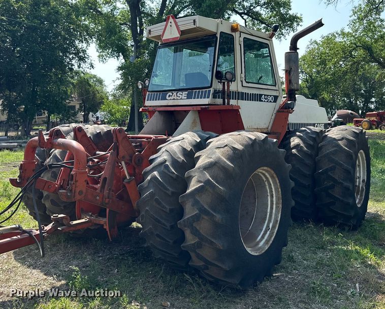 image for item KL9012 1980 Case 4890  4WD tractor