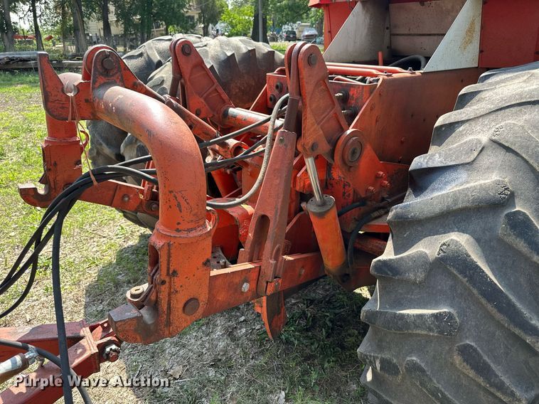 image for item KL9012 1980 Case 4890  4WD tractor