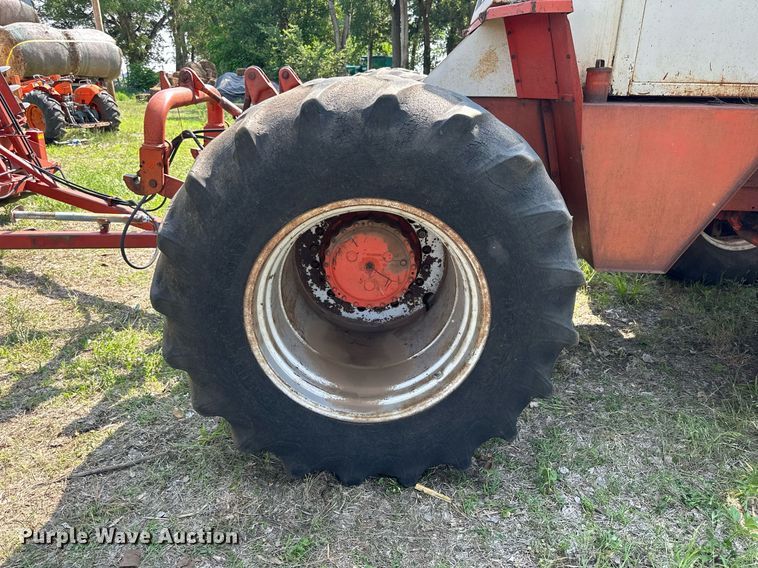 image for item KL9012 1980 Case 4890  4WD tractor