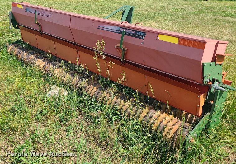 image for item LE9138 Brillion  seeder