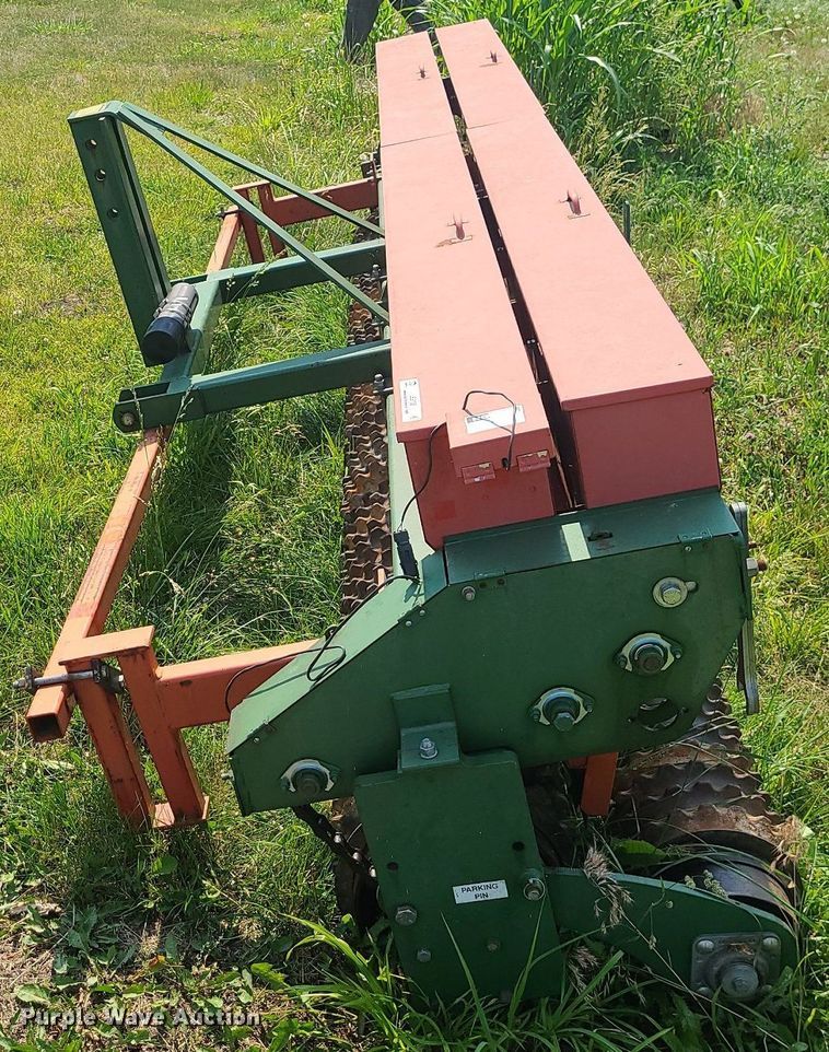 image for item LE9138 Brillion  seeder
