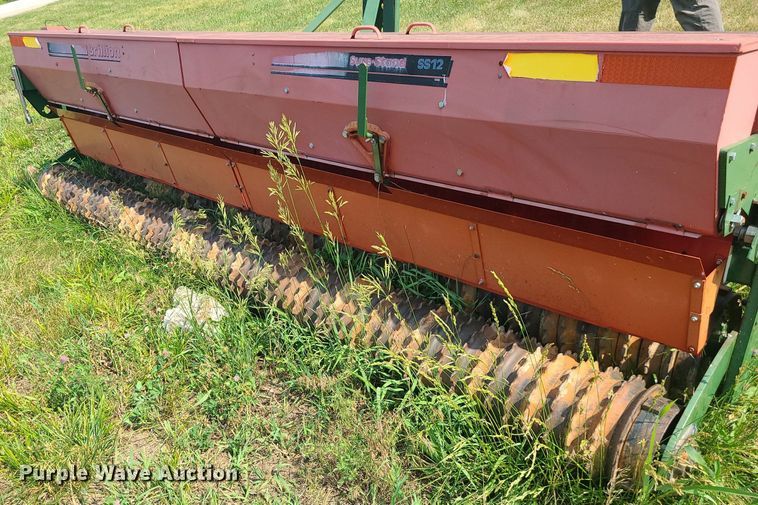 image for item LE9138 Brillion  seeder