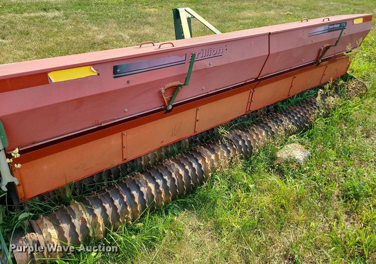 image for item LE9138 Brillion  seeder