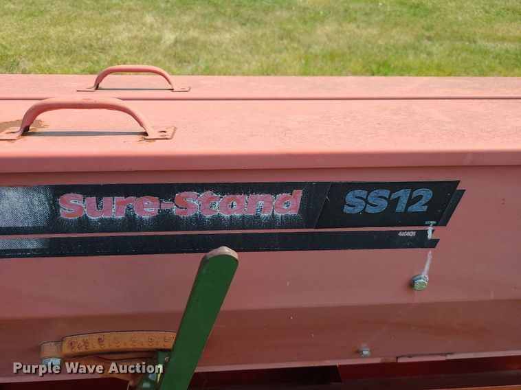 image for item LE9138 Brillion  seeder