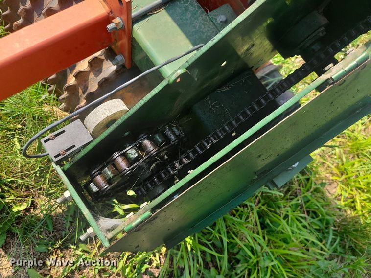 image for item LE9138 Brillion  seeder