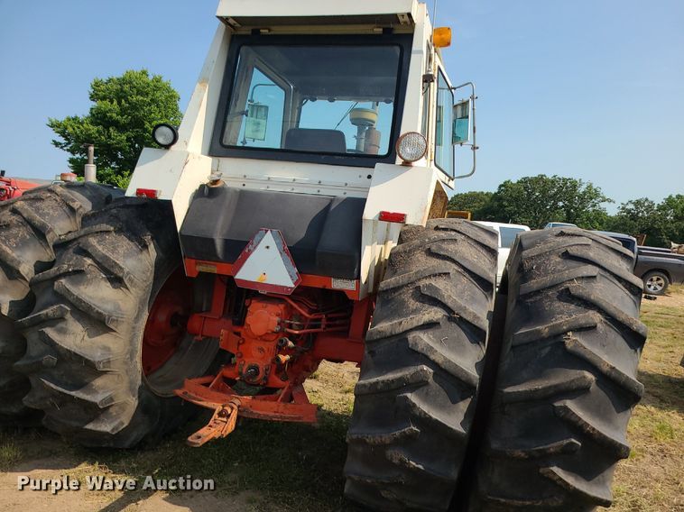 image for item LE9250 Case 1070 Agri King  tractor
