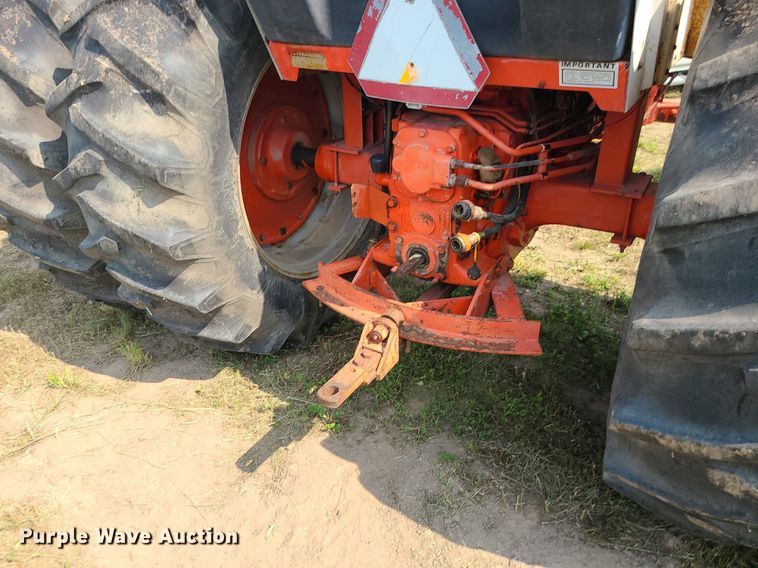 image for item LE9250 Case 1070 Agri King  tractor