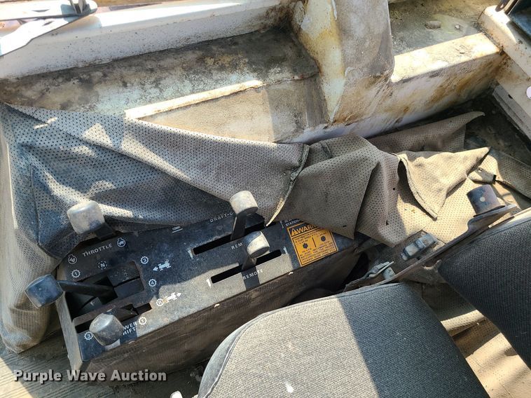 image for item LE9250 Case 1070 Agri King  tractor