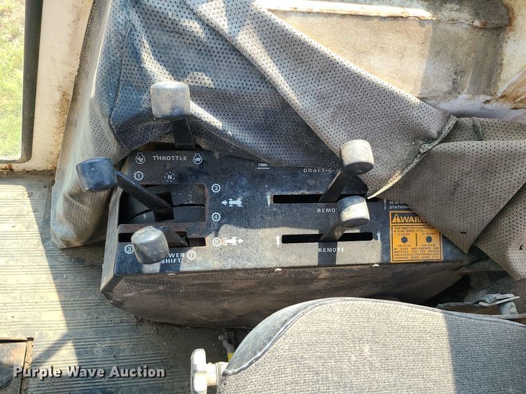 image for item LE9250 Case 1070 Agri King  tractor