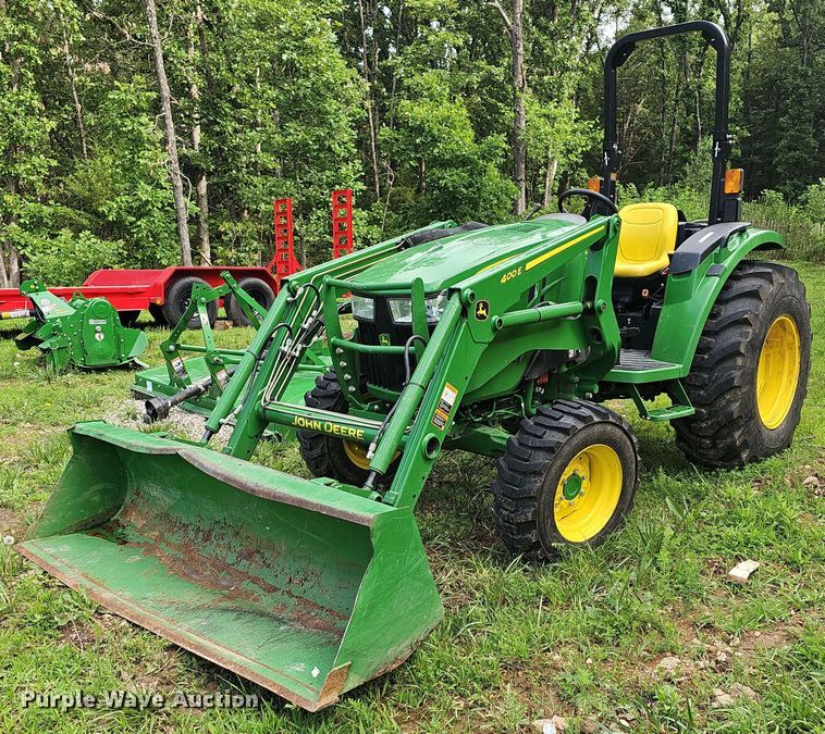 image for item LW9682 2021 John Deere 4044M  MFWD tractor