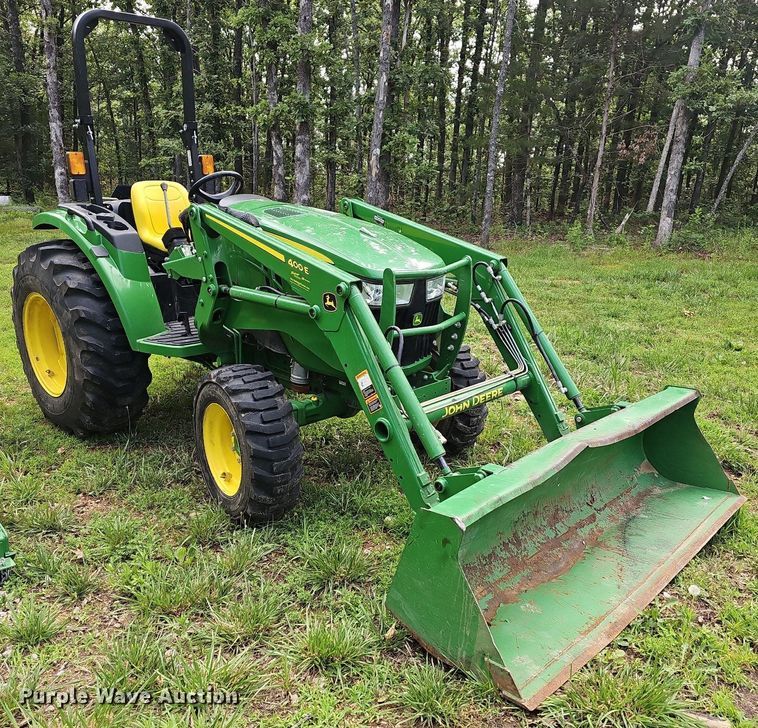 image for item LW9682 2021 John Deere 4044M  MFWD tractor