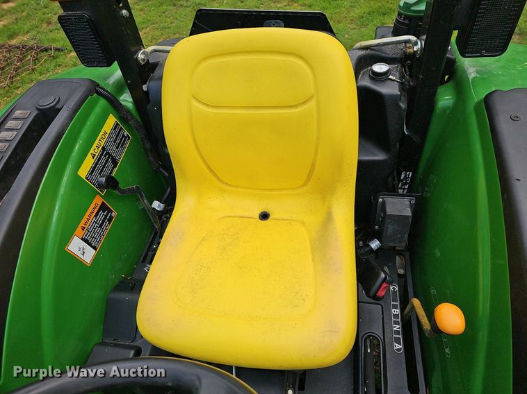 image for item LW9682 2021 John Deere 4044M  MFWD tractor