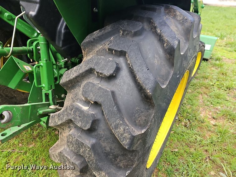 image for item LW9682 2021 John Deere 4044M  MFWD tractor