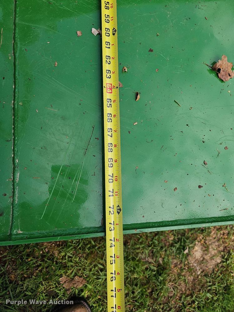 image for item LW9682 2021 John Deere 4044M  MFWD tractor