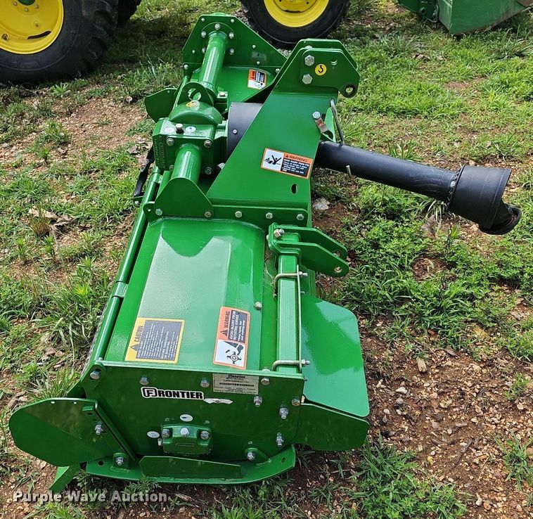 image for item LW9682 2021 John Deere 4044M  MFWD tractor