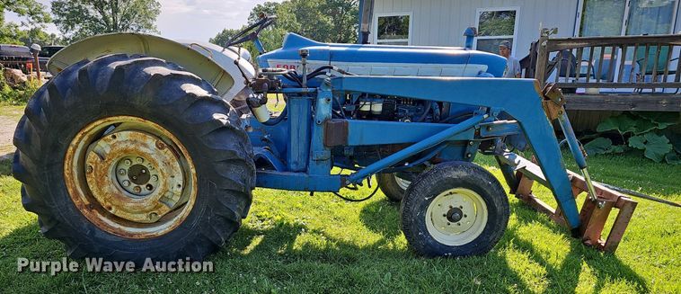 image for item LW9691 Ford 5000  tractor