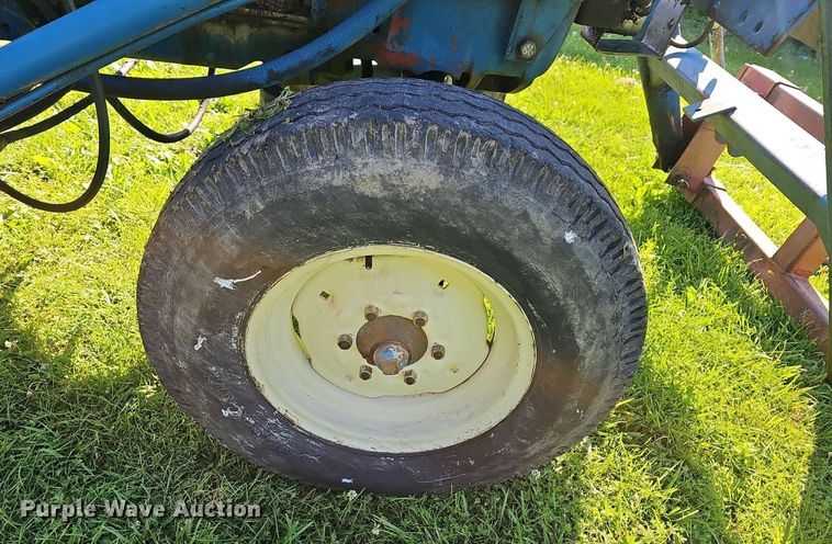 image for item LW9691 Ford 5000  tractor