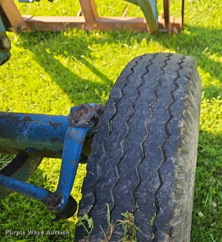 image for item LW9691 Ford 5000  tractor