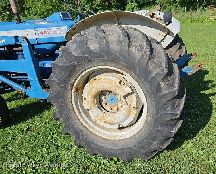 image for item LW9691 Ford 5000  tractor