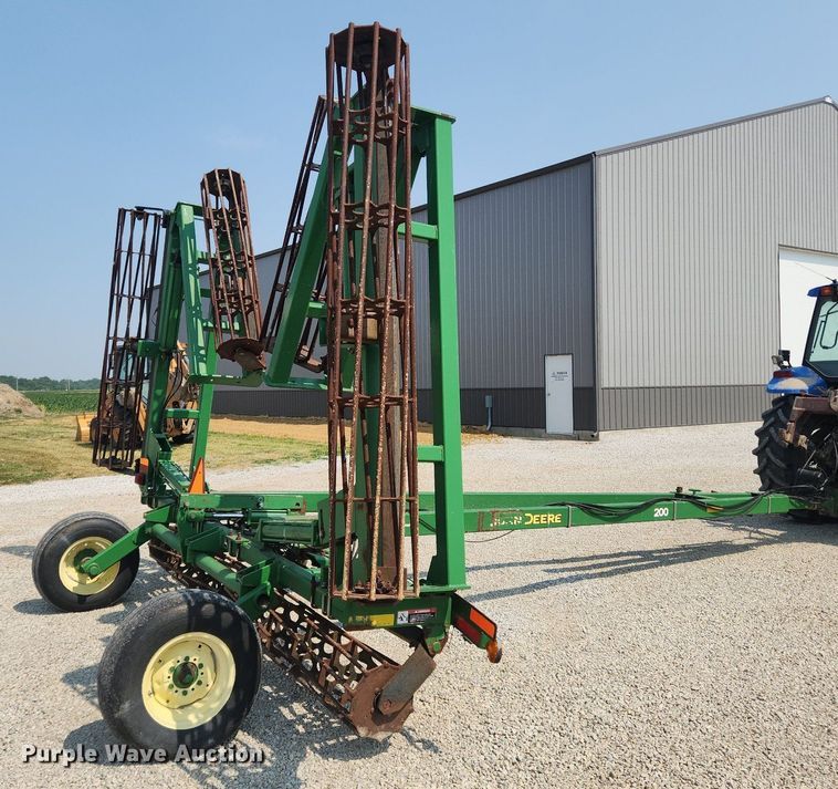 image for item LX9732 John Deere 200  seedbed finisher