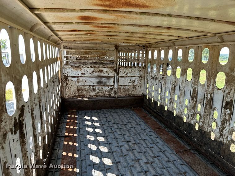 image for item MB9534 2003 McElroy  livestock trailer