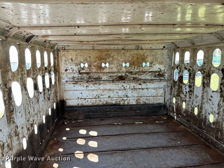 image for item MB9534 2003 McElroy  livestock trailer