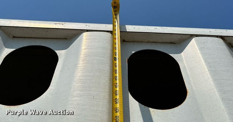 image for item MB9534 2003 McElroy  livestock trailer