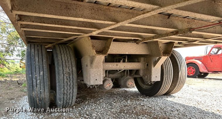 image for item MB9534 2003 McElroy  livestock trailer