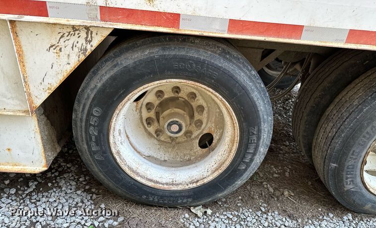 image for item MB9534 2003 McElroy  livestock trailer