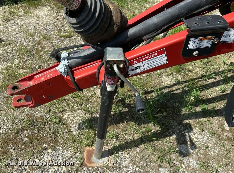 image for item MB9548 2009 New Holland BR7060  round baler