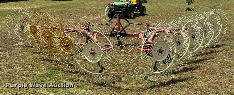 image for item MB9553 Tonutti RCS10  hay rake