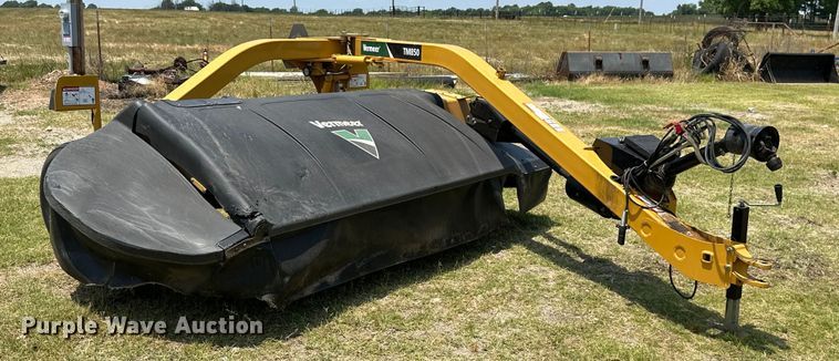 image for item MB9556 2019 Vermeer TM850  disc mower