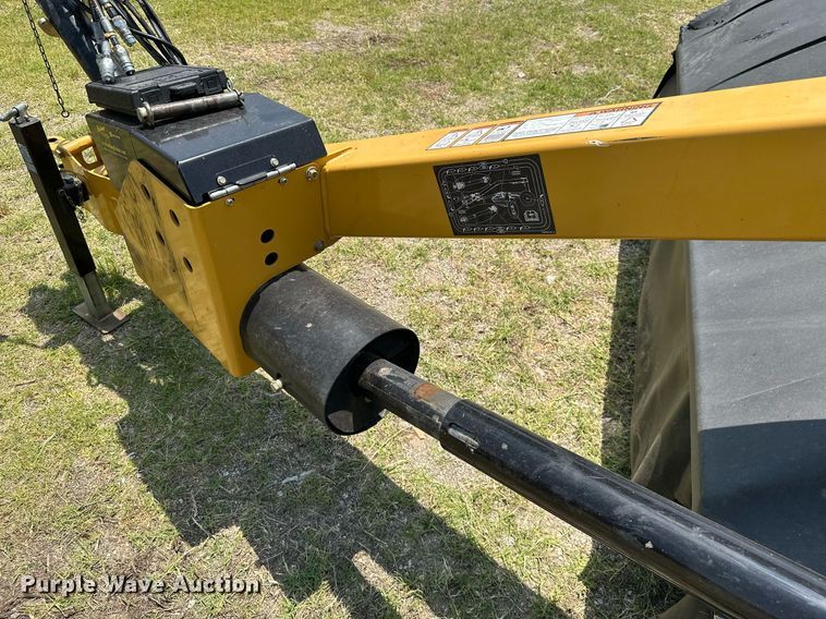 image for item MB9556 2019 Vermeer TM850  disc mower