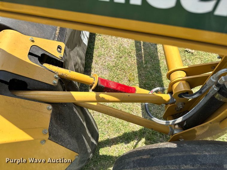 image for item MB9556 2019 Vermeer TM850  disc mower