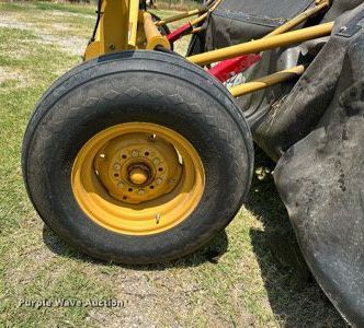 image for item MB9556 2019 Vermeer TM850  disc mower