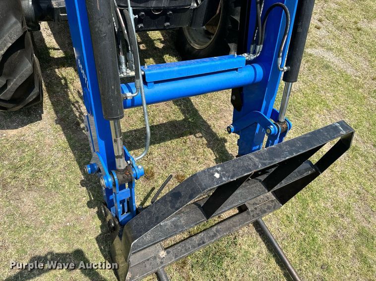 image for item MB9557 2016 New Holland T4.110  MFWD tractor