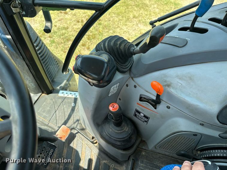 image for item MB9557 2016 New Holland T4.110  MFWD tractor