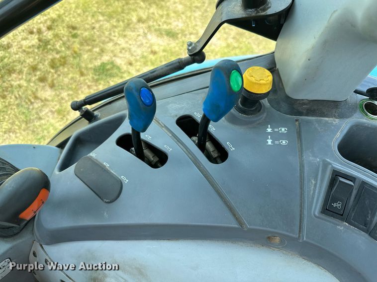 image for item MB9557 2016 New Holland T4.110  MFWD tractor