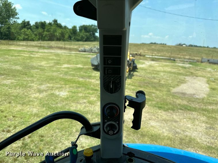 image for item MB9557 2016 New Holland T4.110  MFWD tractor