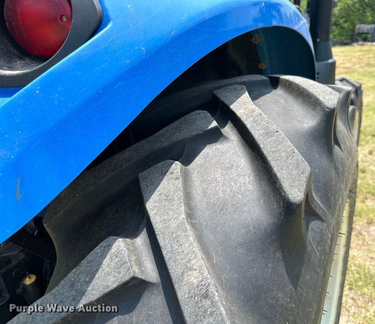 image for item MB9557 2016 New Holland T4.110  MFWD tractor