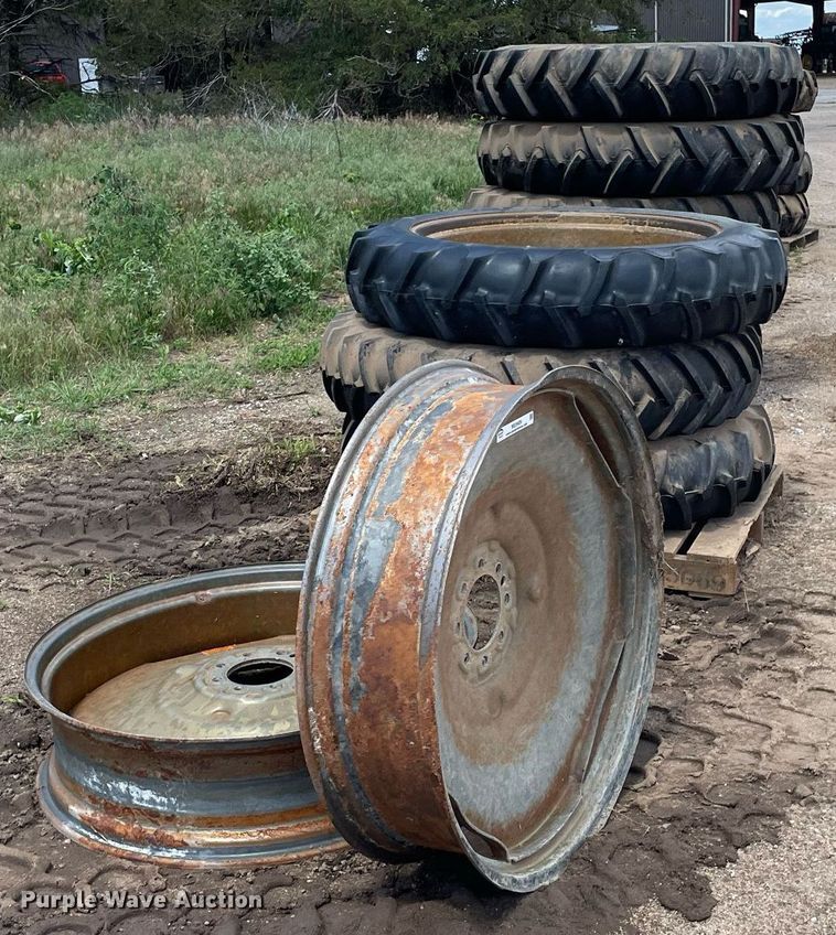 image for item ME9909 Irrigation tires and wheels